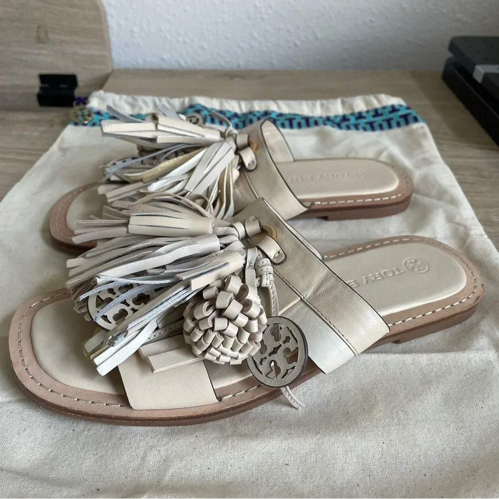 Tory Burch Miller Tassel Slide New Cream Size 6 Leather Neutral Luxury Coastal